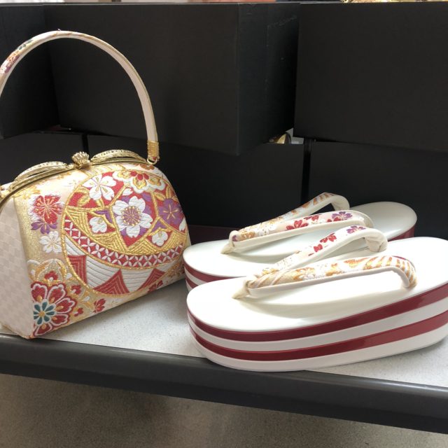 9月大振袖展 草履バッグセット新作案内