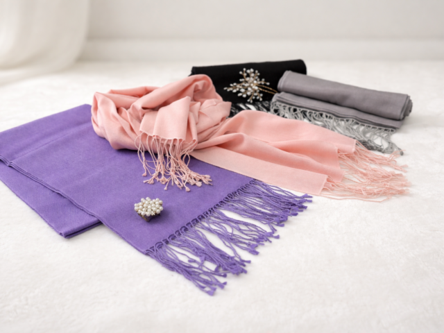 🉐大特価/数量限定【売り切れご免】絹100％×カシミヤ100％ストール